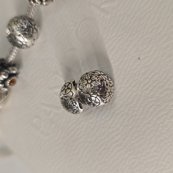 Authentic Pandora Clip. - Picture 2 of 6